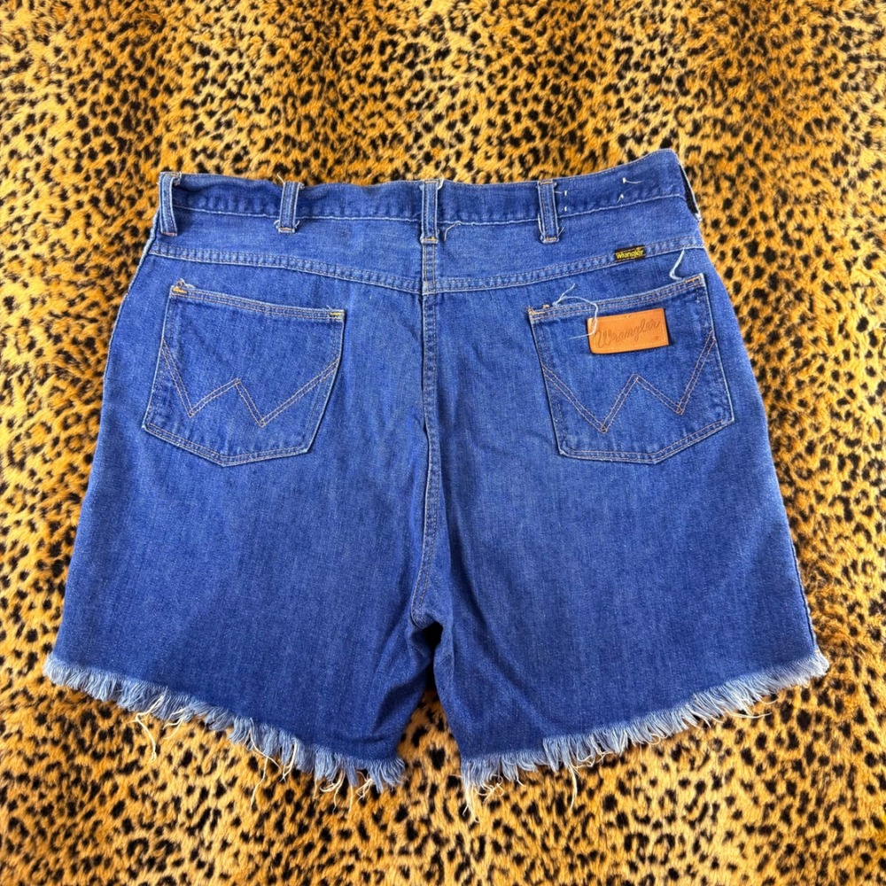 Vintage 1960s Wrangler Denim Cut Off Shorts Blue Scovill Zipper 36 Waist
